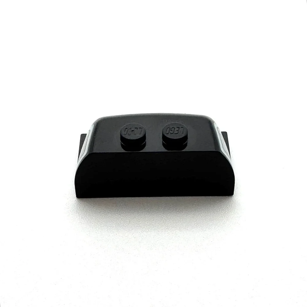 LEGO Windscreen 2x4x1 1/3 Black Cars Blue Eyes 30841 Part Replacement